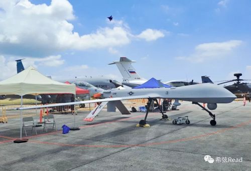 MQ-1“捕食者”在現場實際感受體會了，才知道尺寸大小.webp